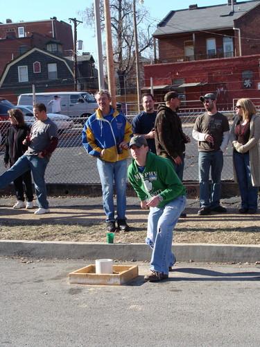 096